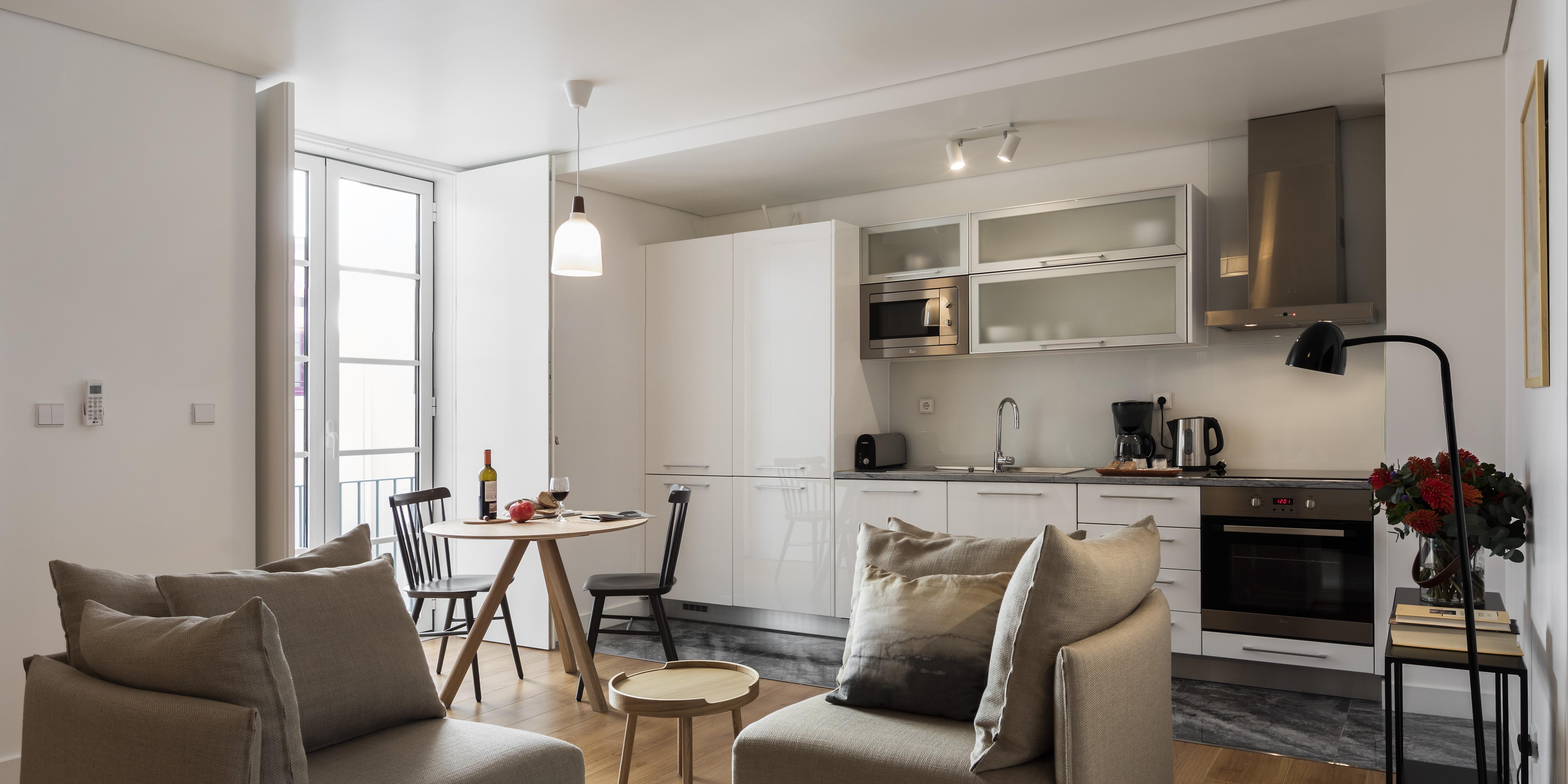 Serviced - Baixa Castelo Apartment *