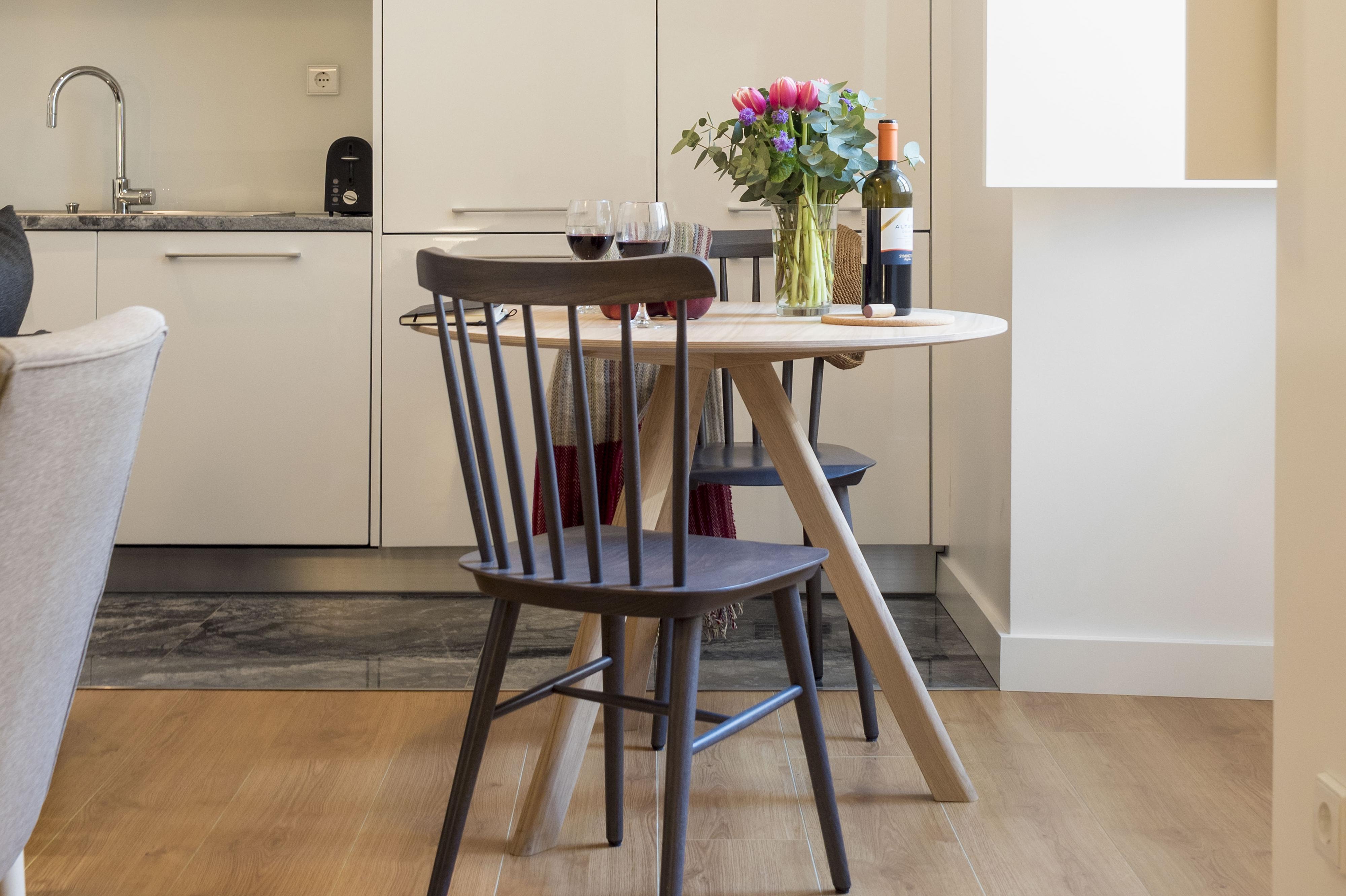 Serviced - Baixa Castelo Apartment