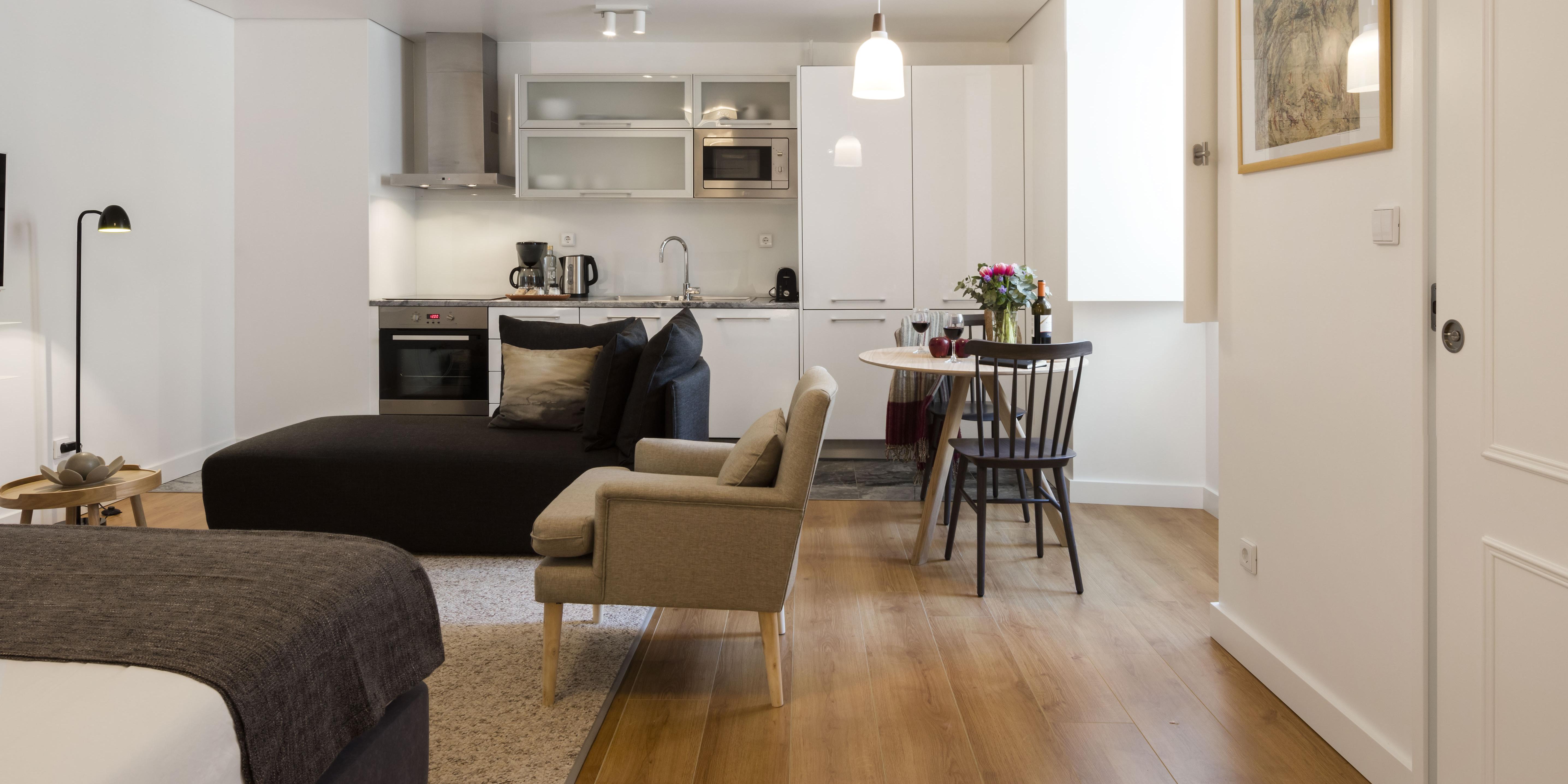 Serviced - Baixa Castelo Apartment